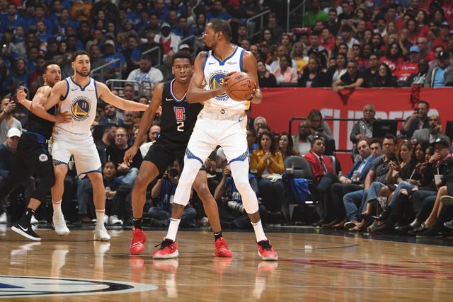 中国男篮vs喀麦隆！4大优势加持，对方有2名NBA球员，但水平一般